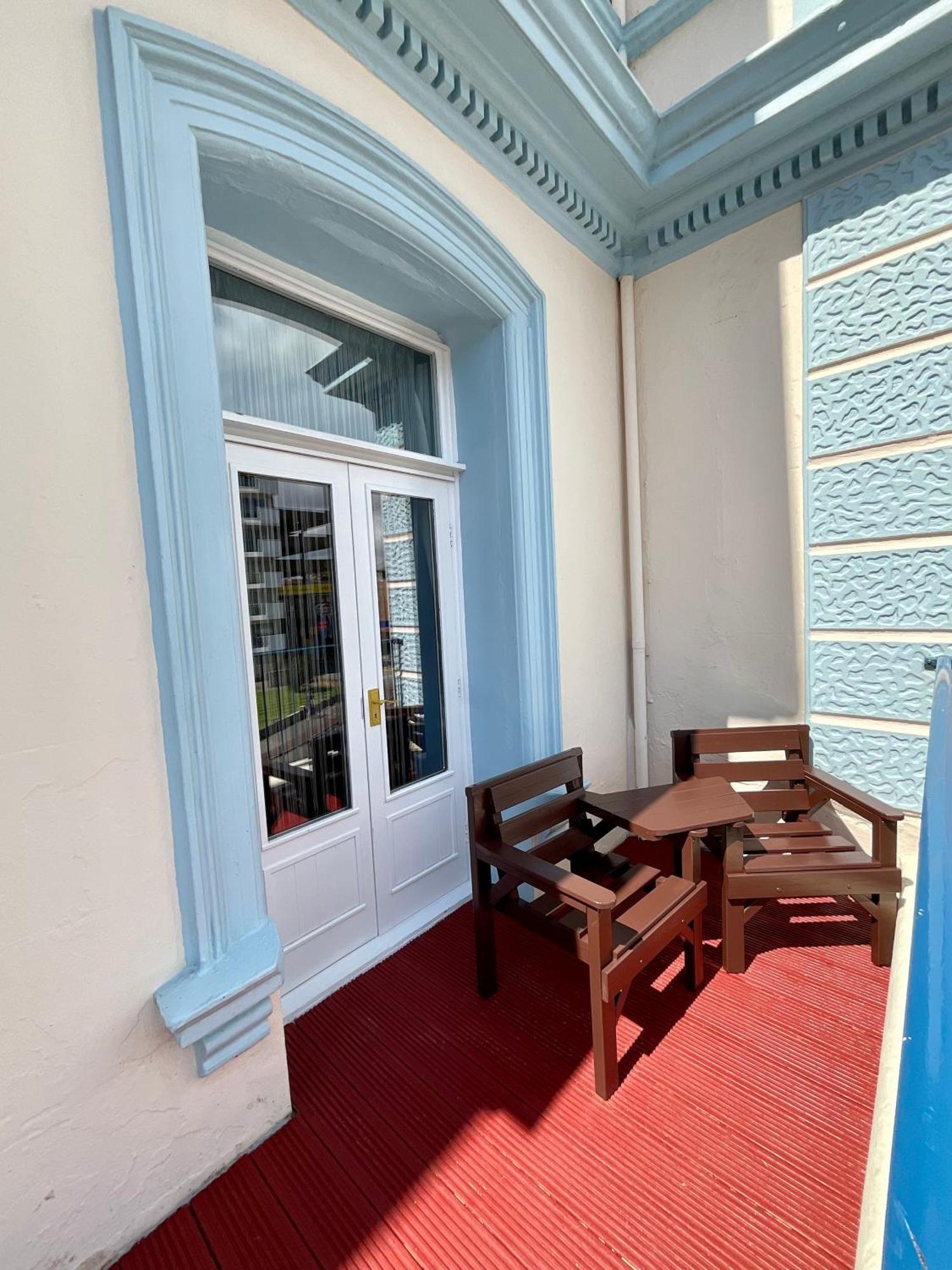 Vernon Guesthouse Eastbourne Exterior photo